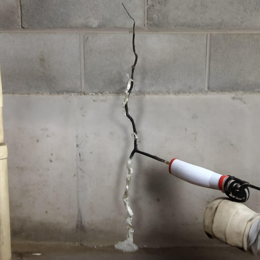 Best Methods to Repair Basement Cracks That Last