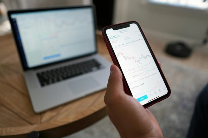 Trade Republic Vs Myinvestor